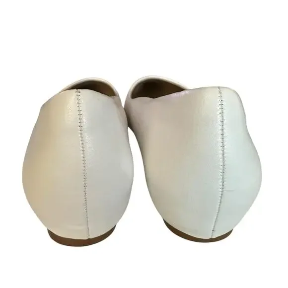 Dream pairs Julian White Women's hidden wedge Flats size 9 faux leather. - Picture 7 of 9